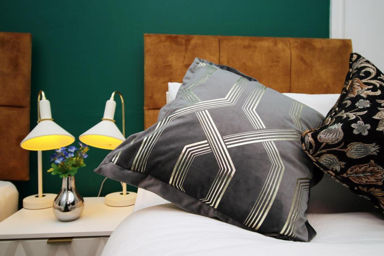شقة Sleek And Stylish 2 Bed In Clifton - Garden بريستول المظهر الخارجي الصورة